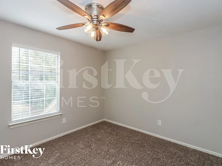160 W Golden Arrow Cir — Photo 9