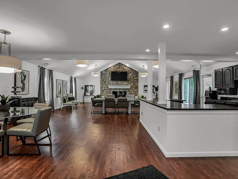 Polo Run Apartments — Photo 48