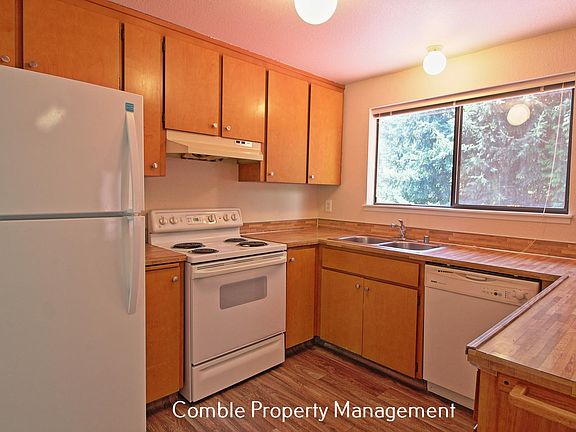 3rd image of 18201 145th Ct NE