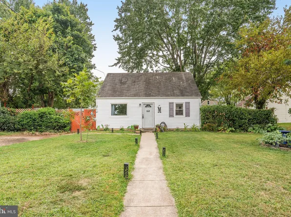 115 Martin Dr, Manassas Park, VA 20111
