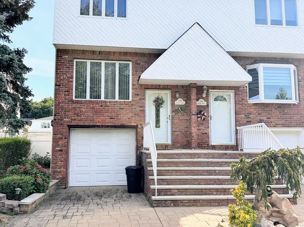 586 Genesee Ave, Staten Island, NY 10312