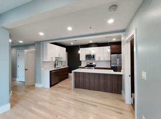 9 University Rd #A2, Brookline, MA 02445