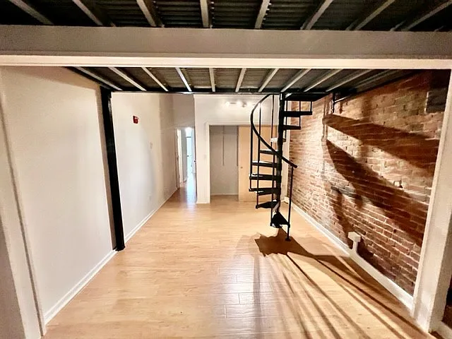 254 Friend St #4 — Photo 10