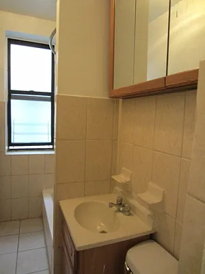 Rented by Bohemia Realty Group | media 24