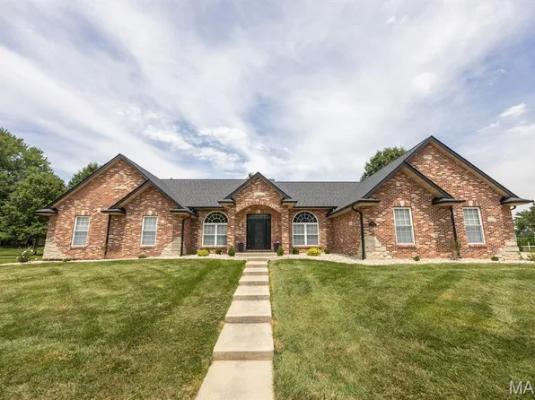 1822 Riviera Ln, O Fallon, IL 62269