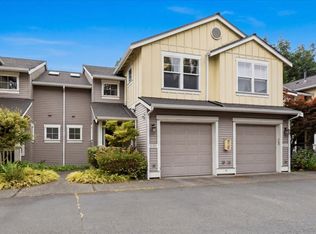 12331 NE 92nd St #12, Kirkland, WA 98033