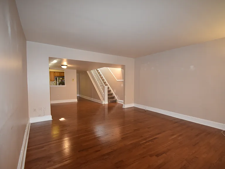 238 S 11th St #3 — Photo 11