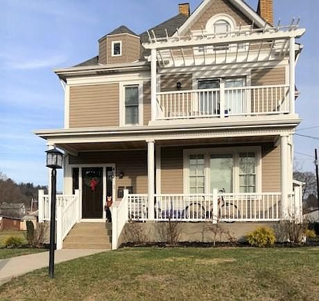 Front of apartment building