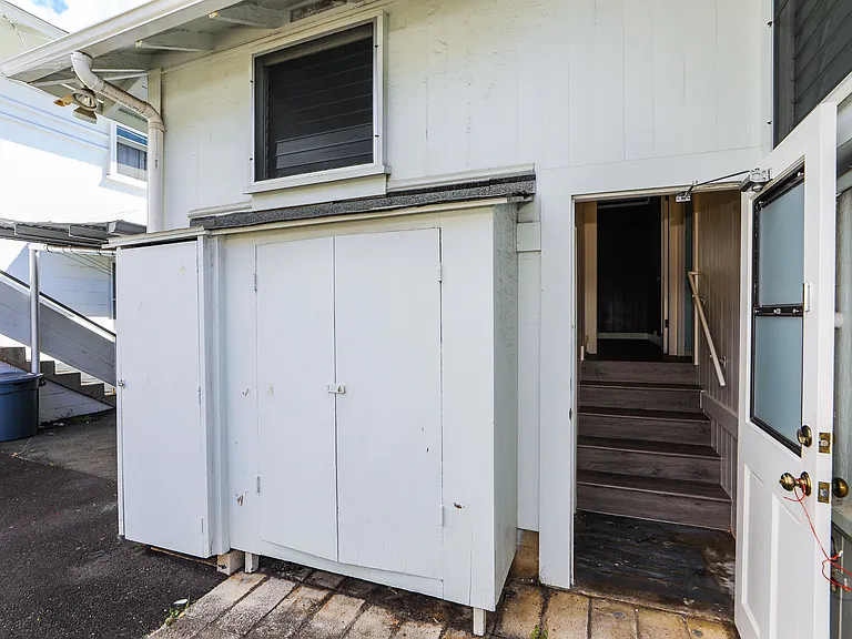 1918 Waiola St — Photo 42