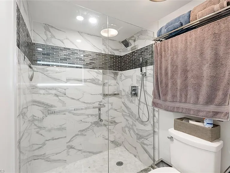 4005 Gulf Shore Blvd N #904 — Photo 16