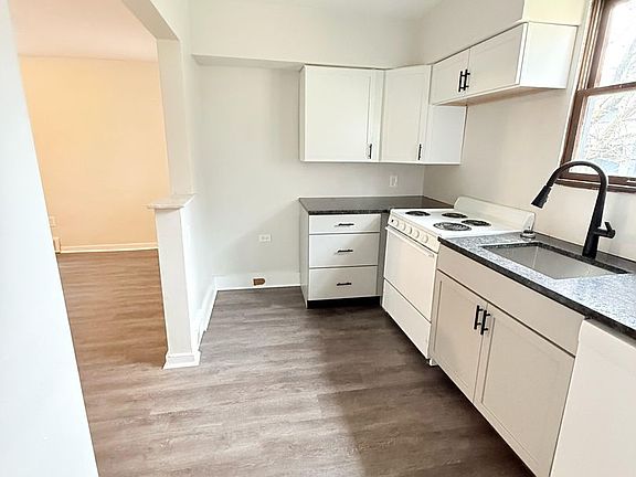 4th image of 5420 Stanton Ave APT 1