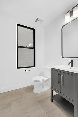 Rented by SERHANT. | media 8