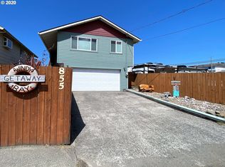 855 Clearlake Ave, Winchester Bay, OR 97467