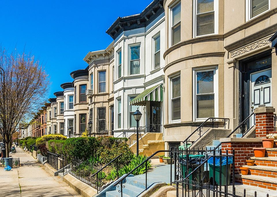 1st image of 289 Sterling Pl