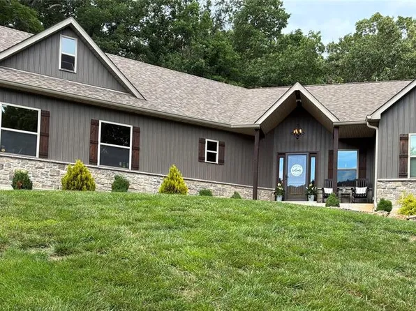 3649 Roads End Acres Rd, Imperial, MO 63052