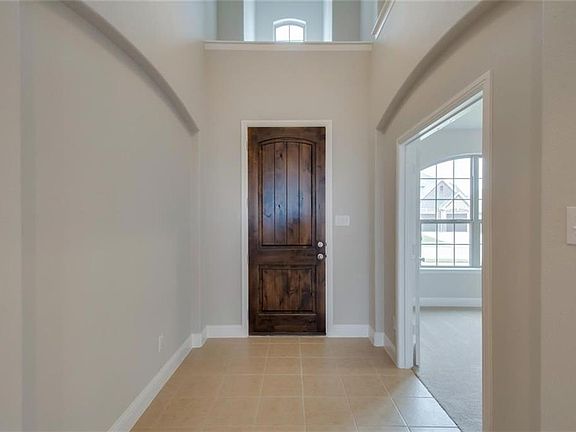 4th image of 5440 Tuxbury Pond Dr