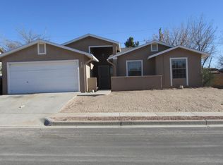 1022 Heather Cir, Las Cruces, NM 88005