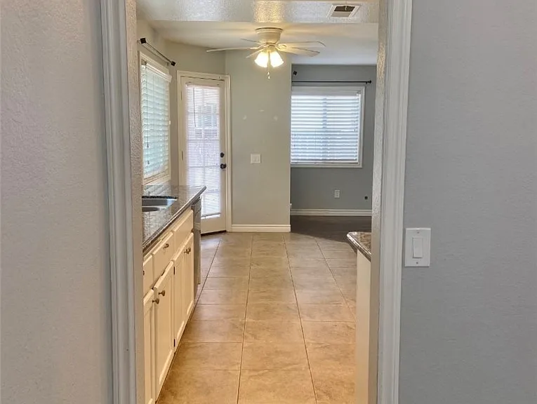 24369 Grouse Ln — Photo 8