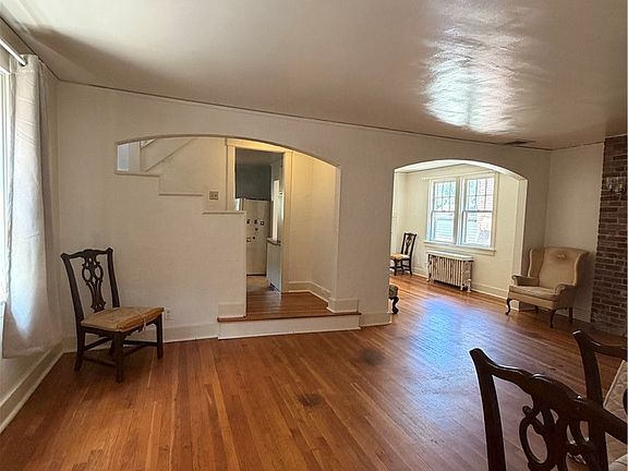 5th image of 6521 Bartlett St