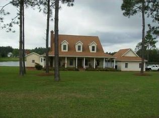 313 Twin Lakes Dr, Moultrie, GA 31768