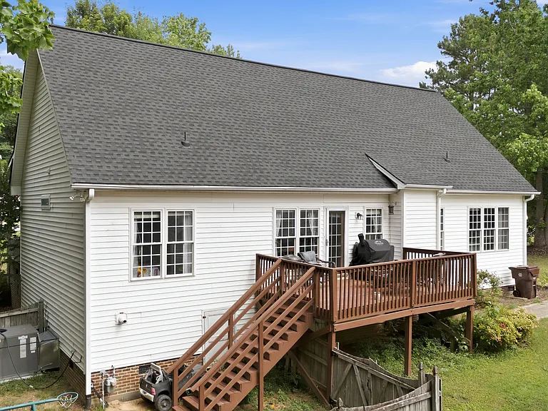 221 Black Forest Dr — Photo 7