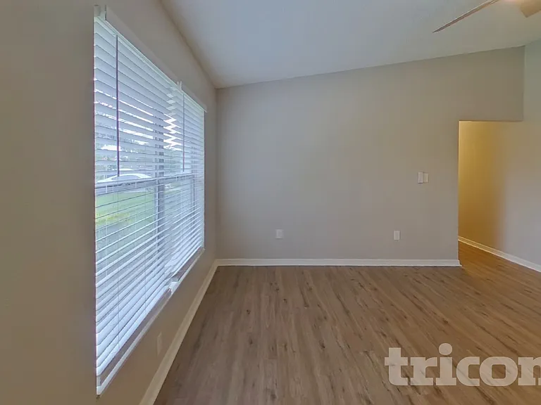 5360 Alhambra Way S — Photo 2