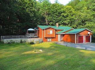 10 Wilson Graves Rd, Shelburne, MA 01370