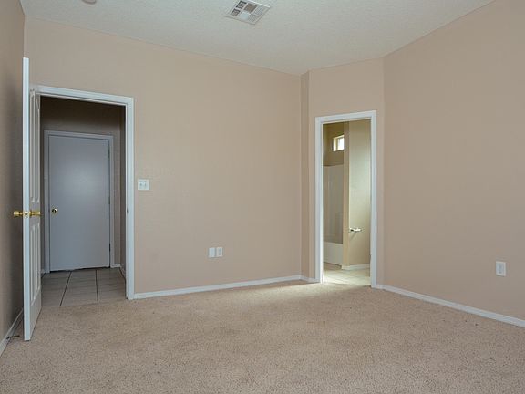 5th image of 10453 Silvercloud Dr