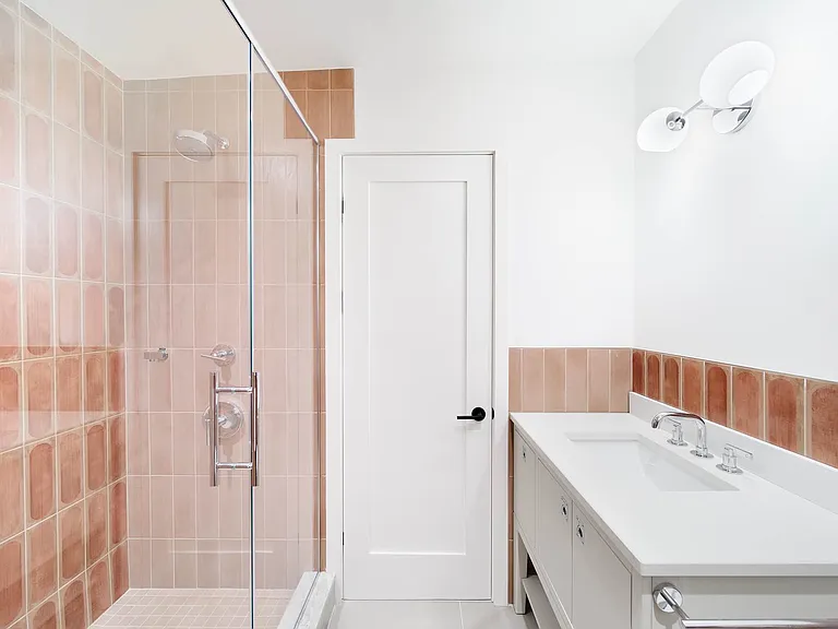 364 Clermont Ave #2 — Photo 6