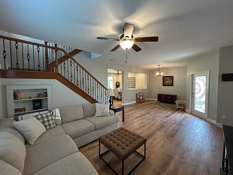 Yellow Poplar Dr — Photo 5