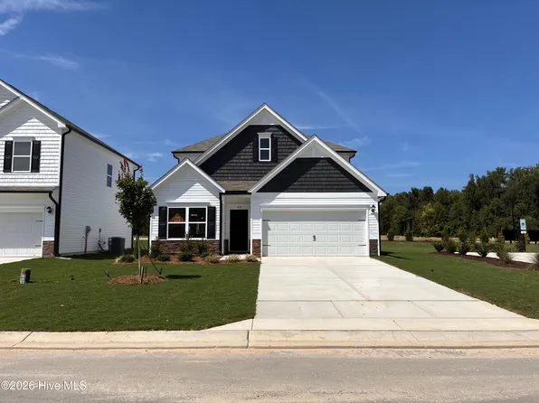 412 Barter Drive, Vass, NC 28394