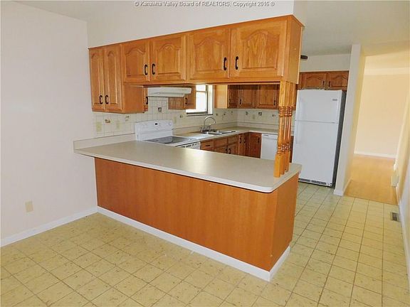 5th image of 1933 Lakewood Dr