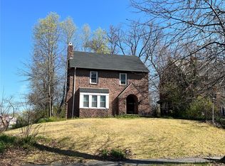6029 W Cabanne Pl, Saint Louis, MO 63112