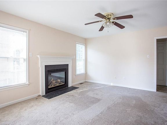 3rd image of 6211 Lodgepole Dr