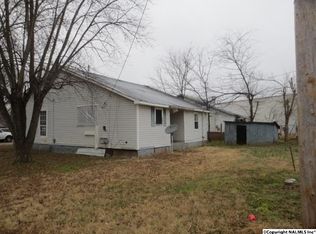 109 5th Ave, Athens, AL 35611