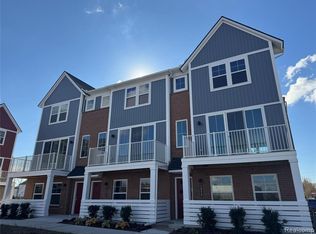 56054 Madison Ln, New Hudson, MI 48165