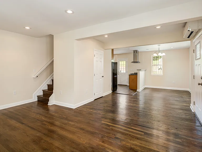 5058 Central Ave SE #A — Photo 3