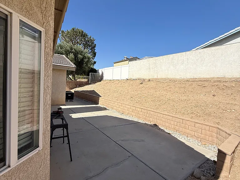 12925 Bermuda Dunes Rd — Photo 10