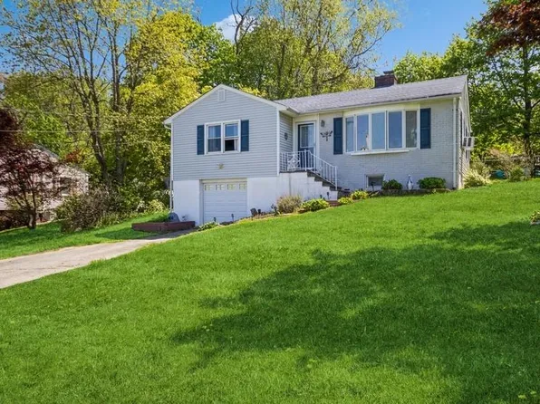 66 Heather Drive, Mahopac, NY 10541