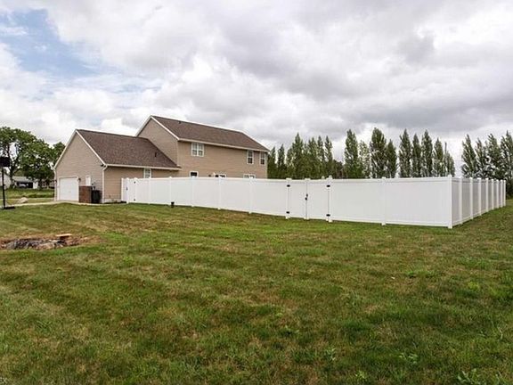 4th image of 5200 Summerwood Dr