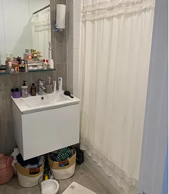 Rented by Oxford Property Group | media 12