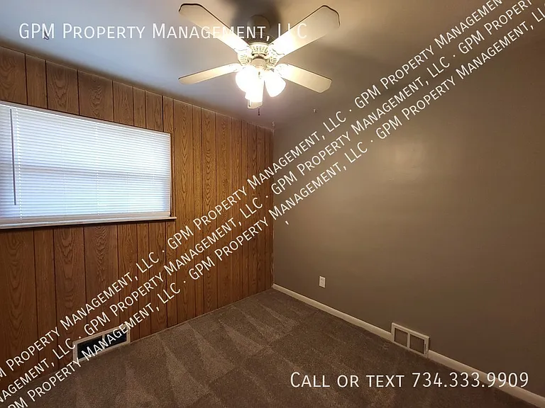 3277 Terry St — Photo 11