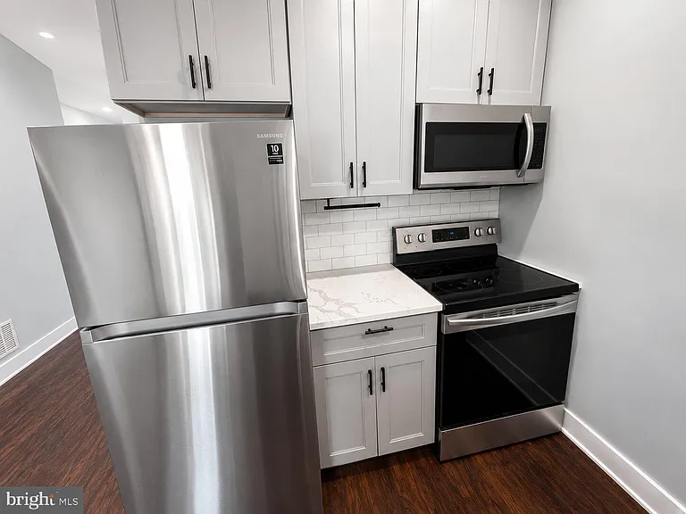3213 W Susquehanna Ave #1 — Photo 3