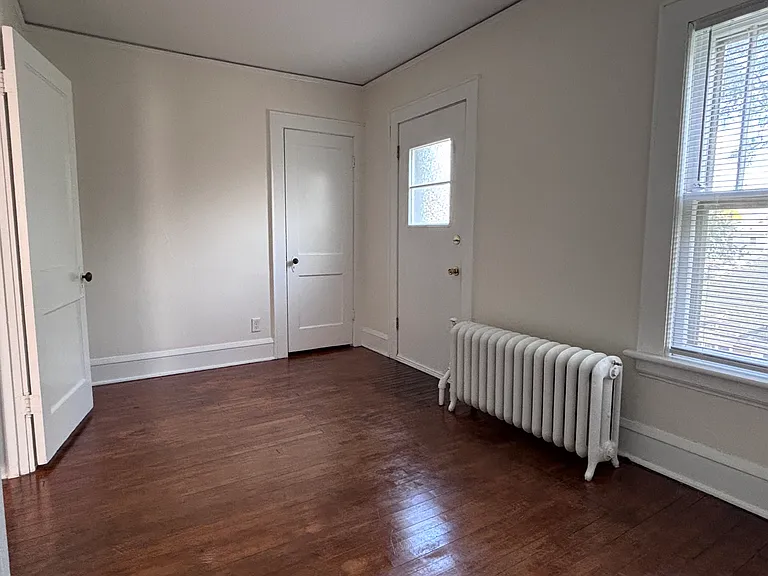 2414 73rd St — Photo 22