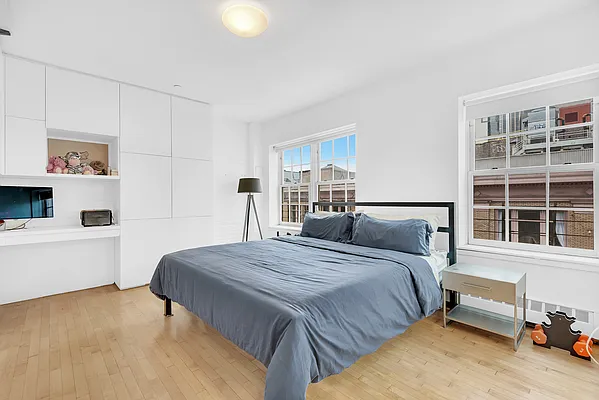 Sold by Engel & Völkers New York City | media 4