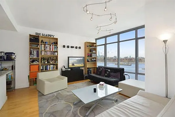 Sold by Citi Habitats | media 1