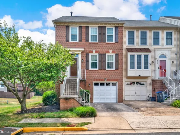 6314 Gun Cap Ct, Centreville, VA 20121