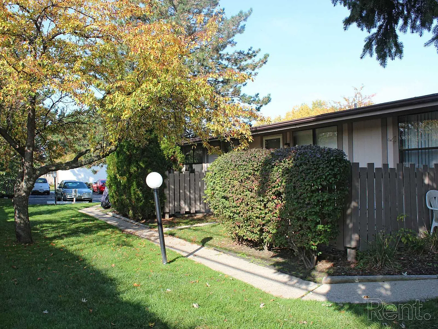 Newberry Woods Apartments — Photo 3