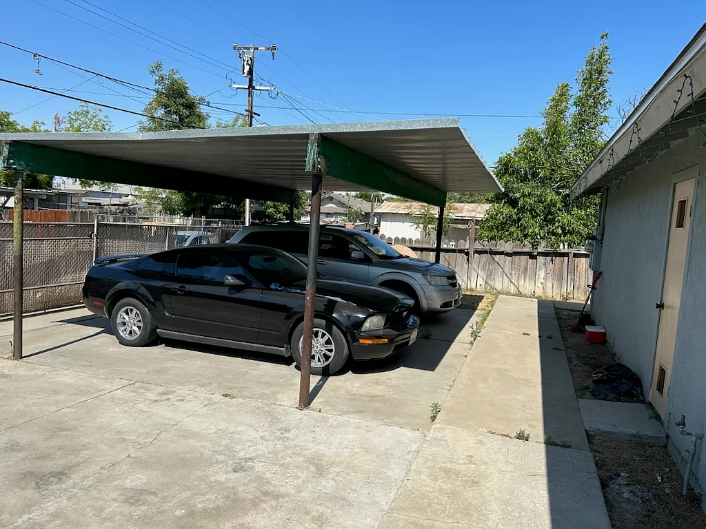 2 bed, 800 sqft, $1,200 — Photo 3