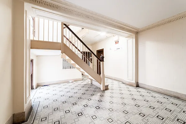 Rented by A & R Realty LLC | media 9